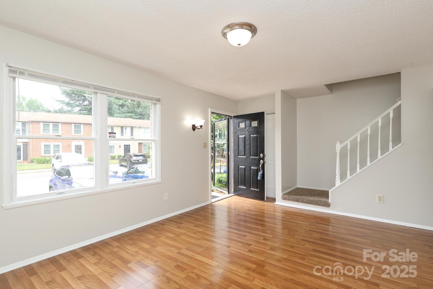 9403 Lexington Circle, Unit C Charlotte, NC 28213 - Photo 5 of 29