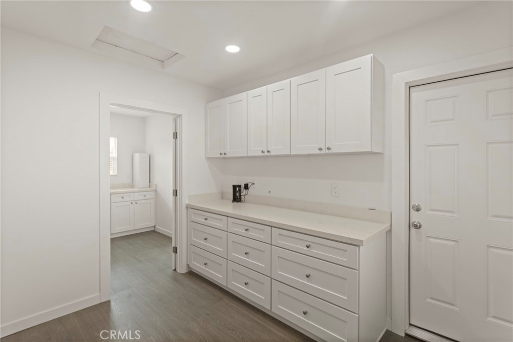 9219 Colorado Avenue Riverside, CA 92503 - Photo 25 of 30 a view of cabinets and window