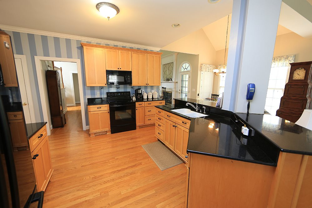 501 Competition Road Raleigh, NC 27603 - Photo 5 of 24 Kitchen