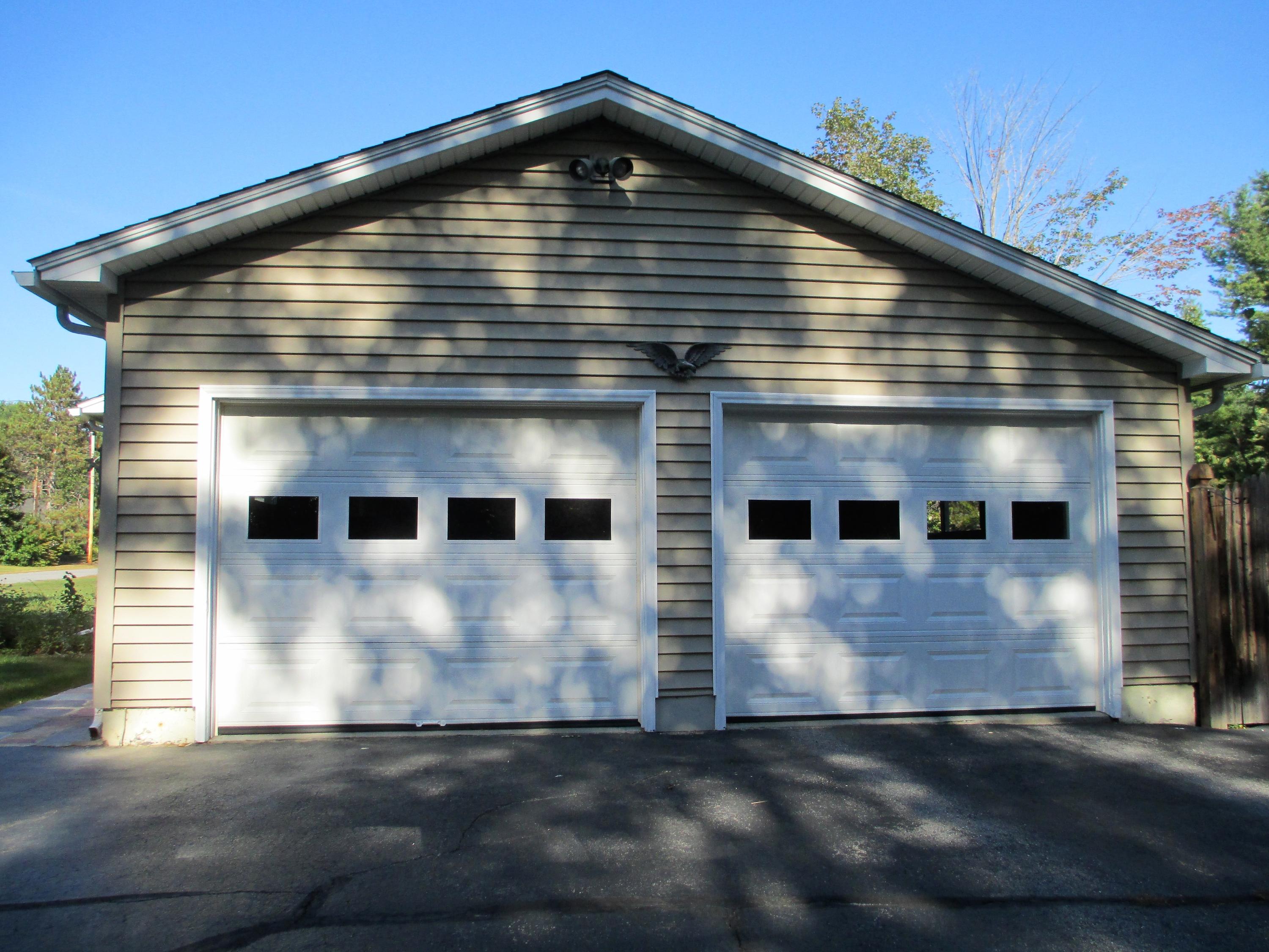129 Davis Road Farmington, ME 04938 - Photo 2 of 26 IMG_1093 (002)