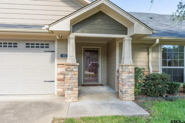 $1,900 | 421 West Cumberland Road, Unit 703, Tyler, TX 75703