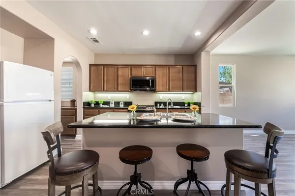 $3,350 | 44435 Byron Drive, Lancaster, CA 93535