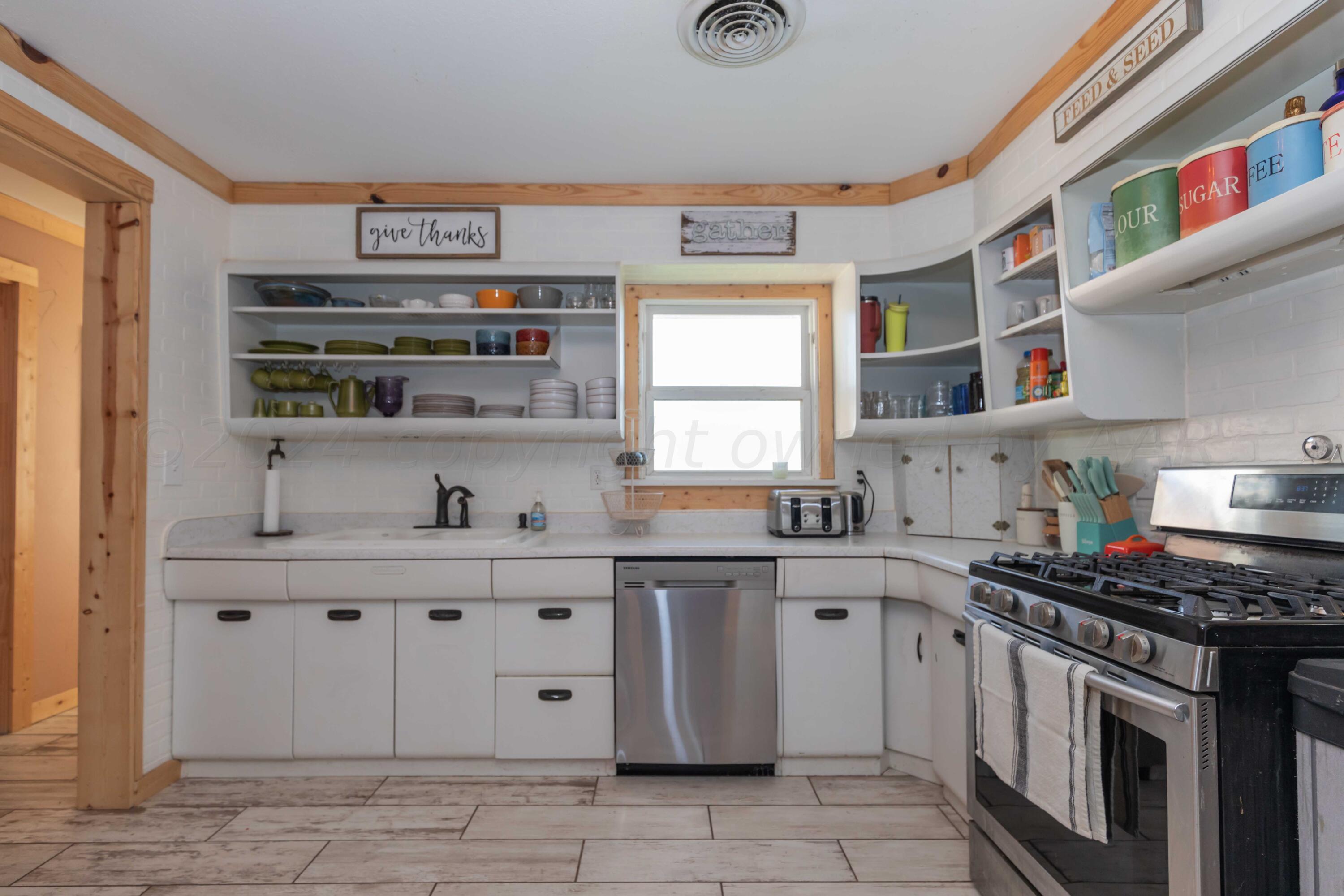 4825 Highway 207 Claude, TX 79019 - Photo 11 of 53 KITCHEN VIEW 3