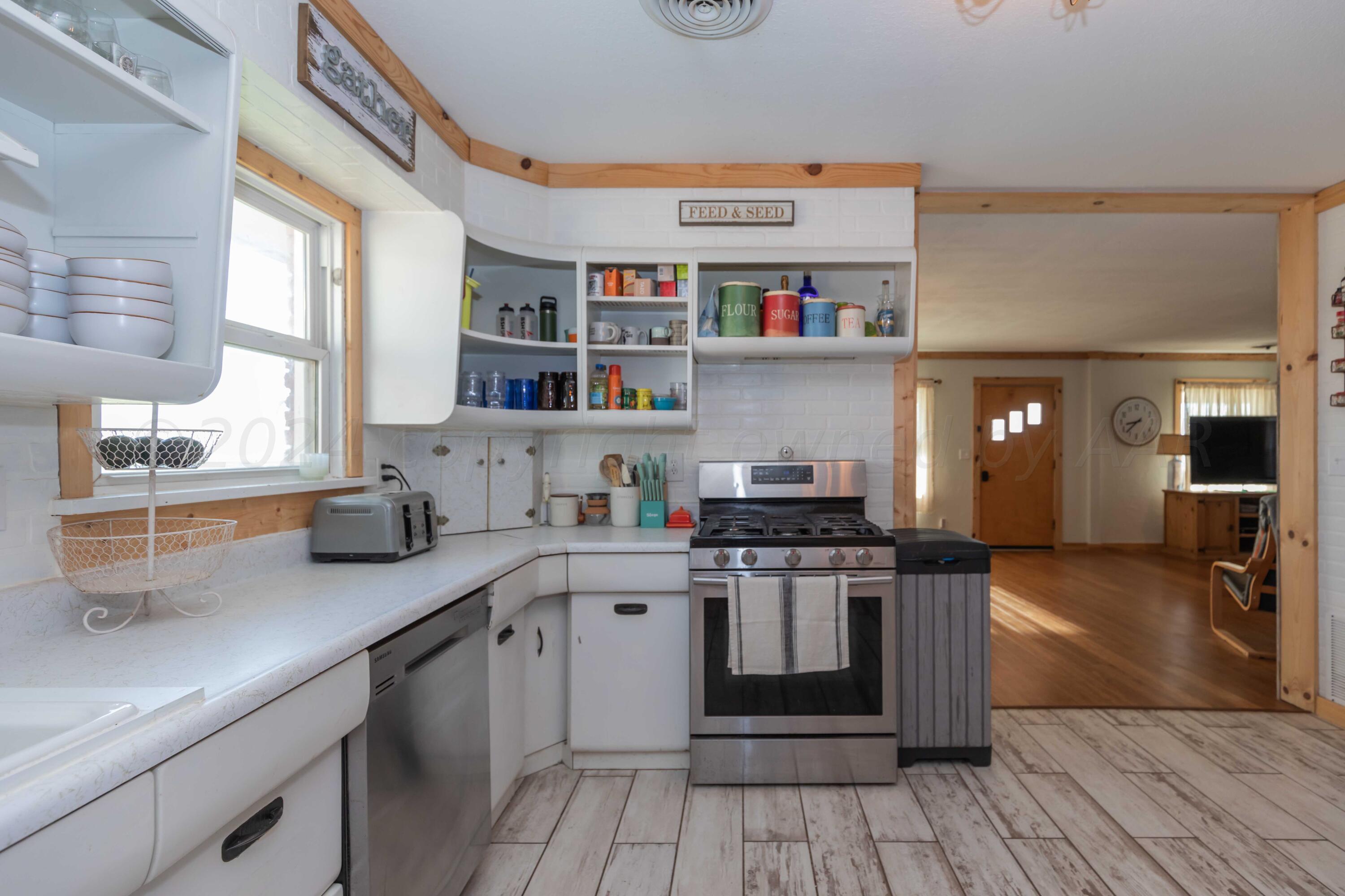 4825 Highway 207 Claude, TX 79019 - Photo 13 of 53 KITCHEN VIEW 5