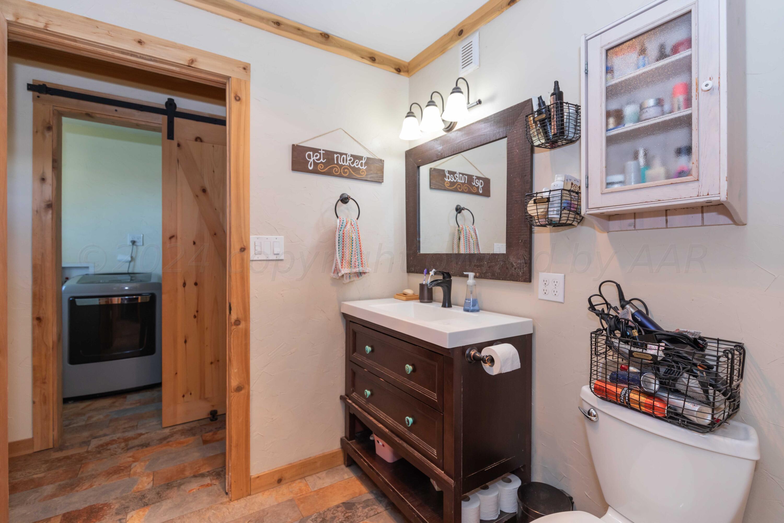 4825 Highway 207 Claude, TX 79019 - Photo 18 of 53 MASTER BATH VIEW 1
