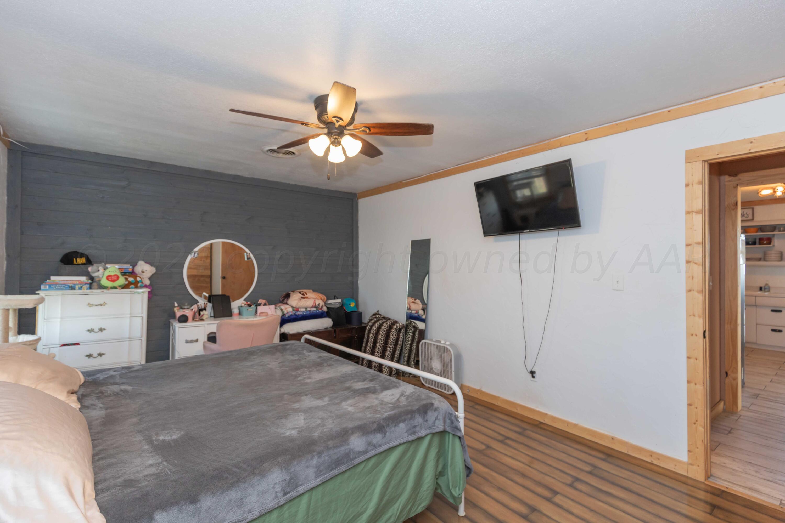 4825 Highway 207 Claude, TX 79019 - Photo 29 of 53 BEDROOM 4 VIEW 2