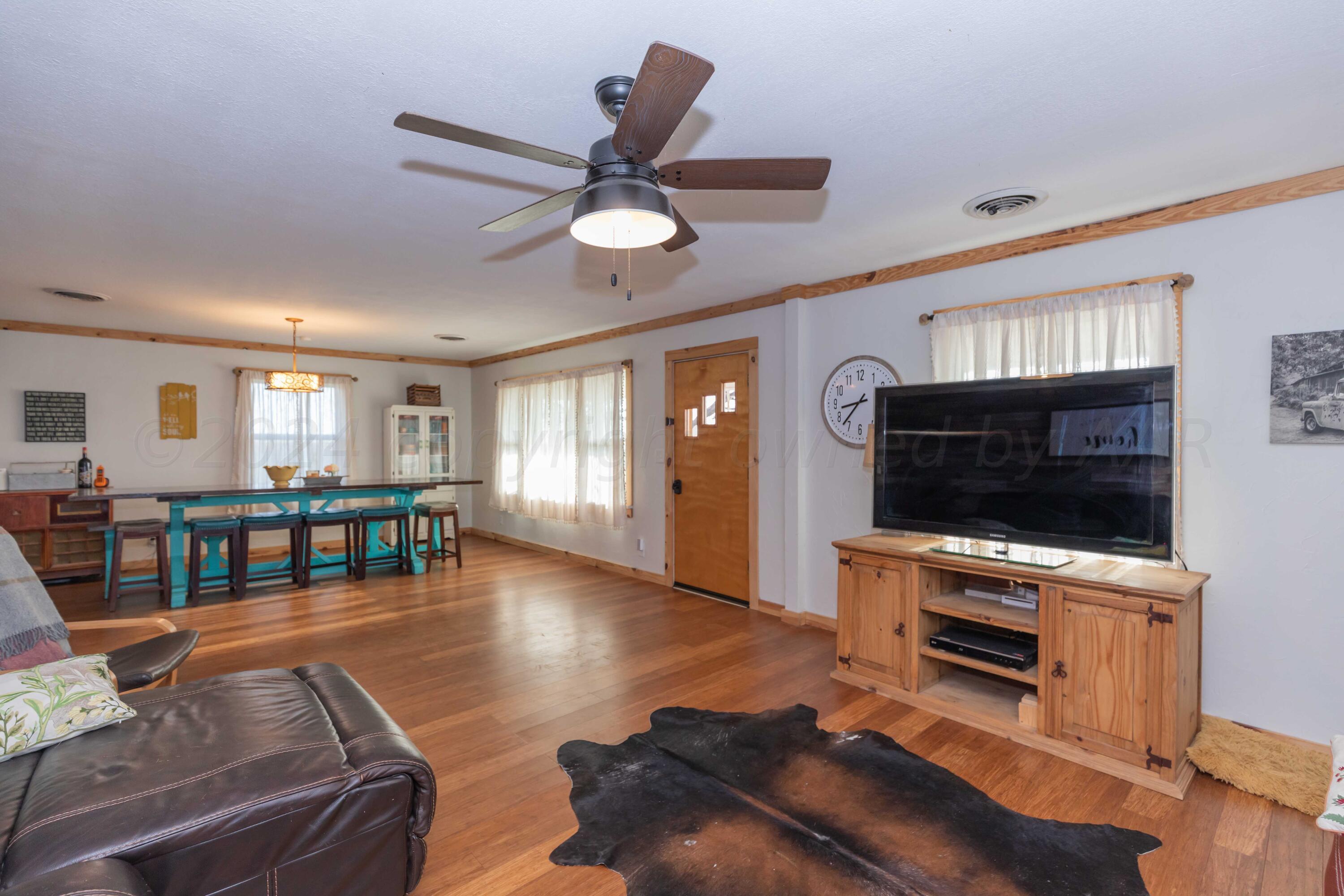 4825 Highway 207 Claude, TX 79019 - Photo 5 of 53 LIVING ROOM VIEW 3