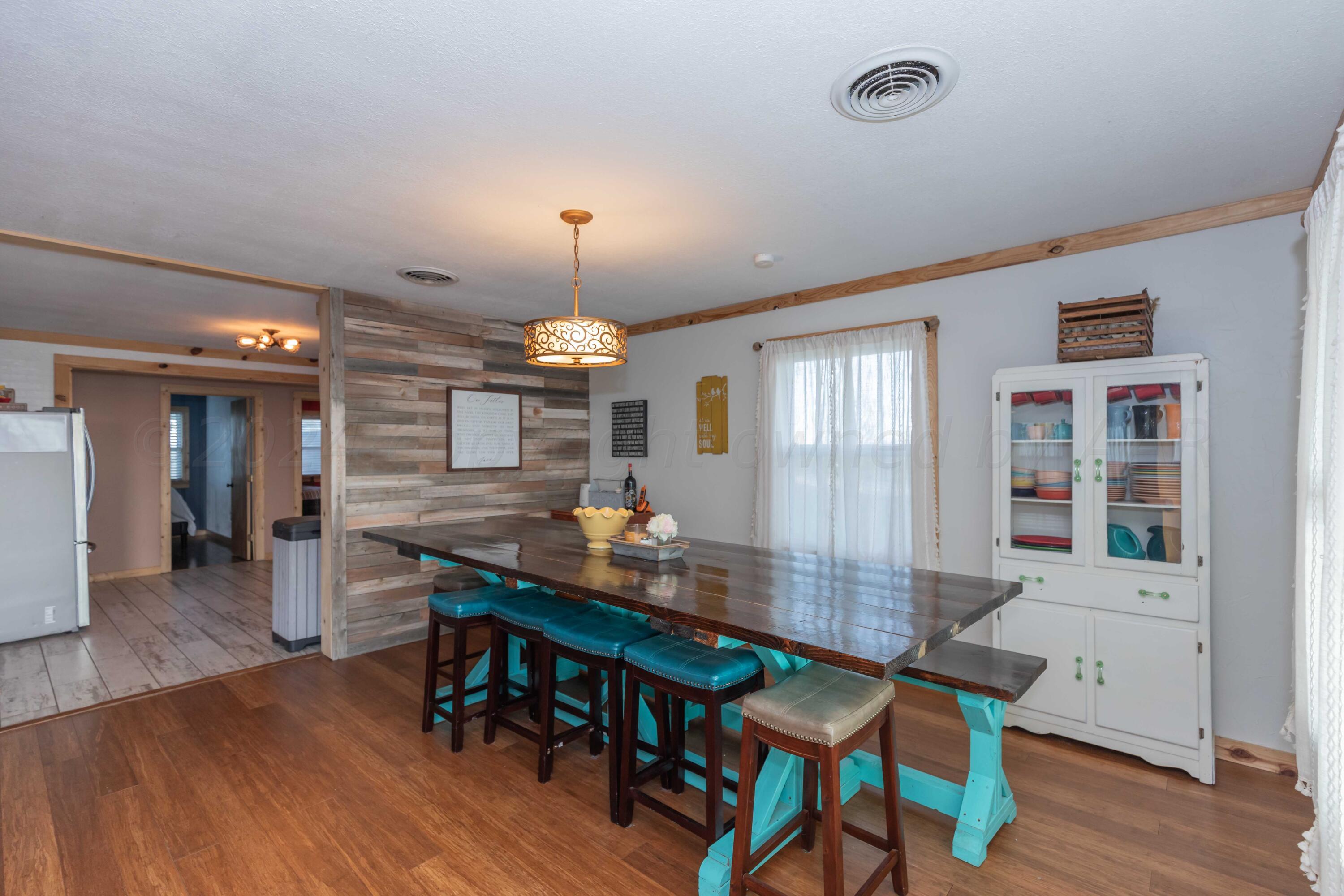 4825 Highway 207 Claude, TX 79019 - Photo 8 of 53 DINING VIEW 3