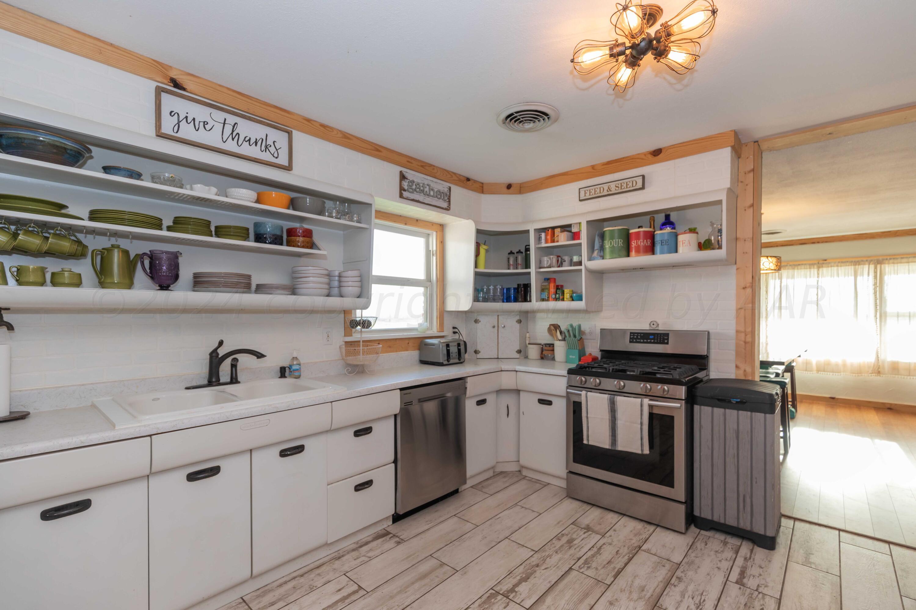 4825 Highway 207 Claude, TX 79019 - Photo 9 of 53 KITCHEN VIEW 1