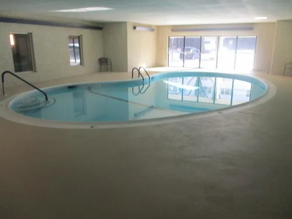 $224,900 | 6400 York Avenue South, Unit 410, Edina, MN 55435