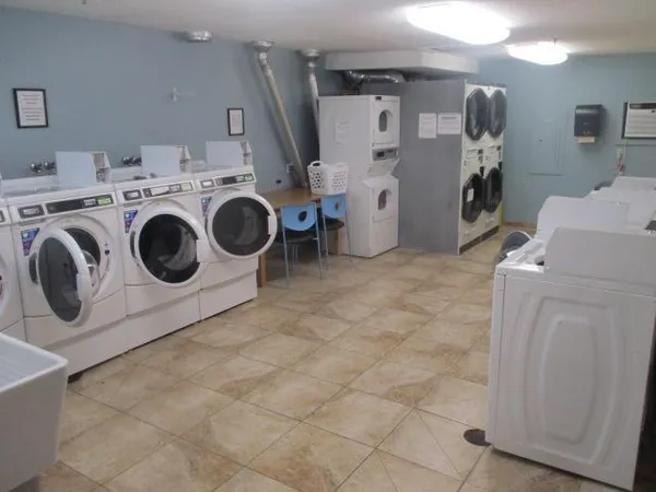 $224,900 | 6400 York Avenue South, Unit 410, Edina, MN 55435