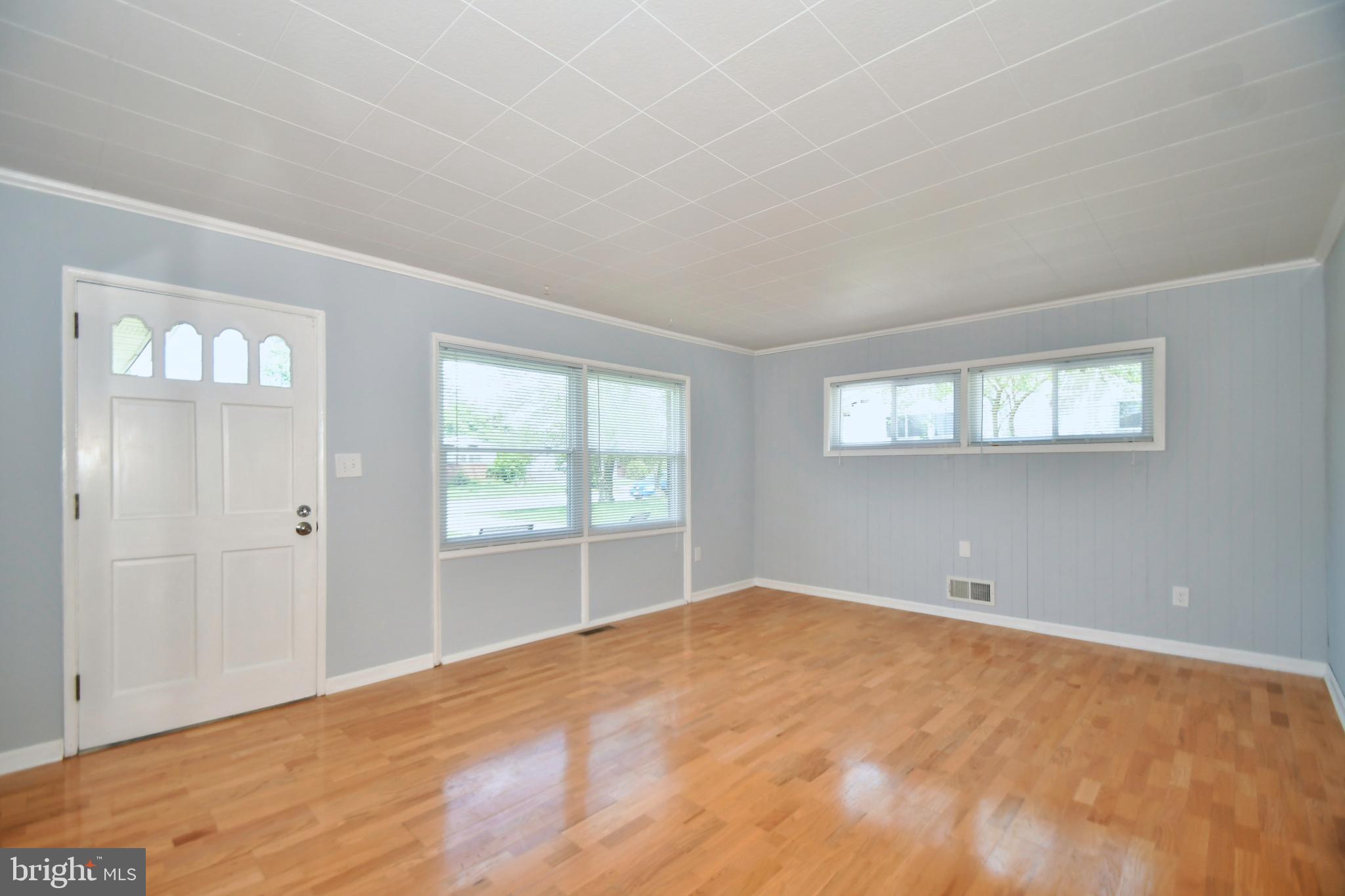 2467 Woodcroft Road Baltimore, MD 21234 - Photo 22 of 26 Gallery Image 22