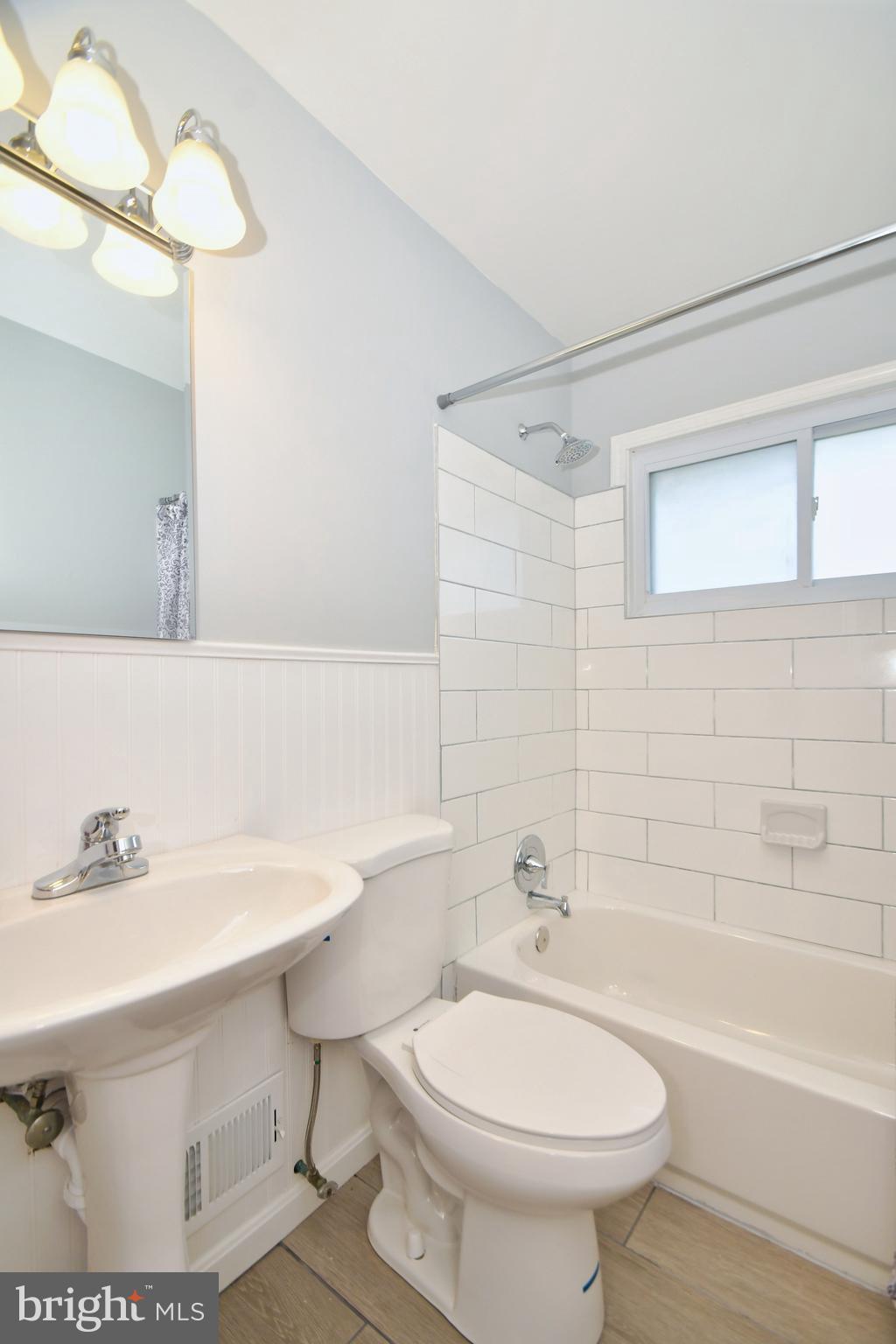 2467 Woodcroft Road Baltimore, MD 21234 - Photo 26 of 26 Gallery Image 26
