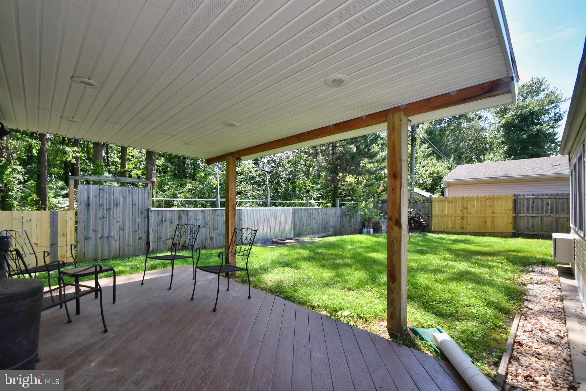 2467 Woodcroft Road Baltimore, MD 21234 - Photo 5 of 26 Gallery Image 5