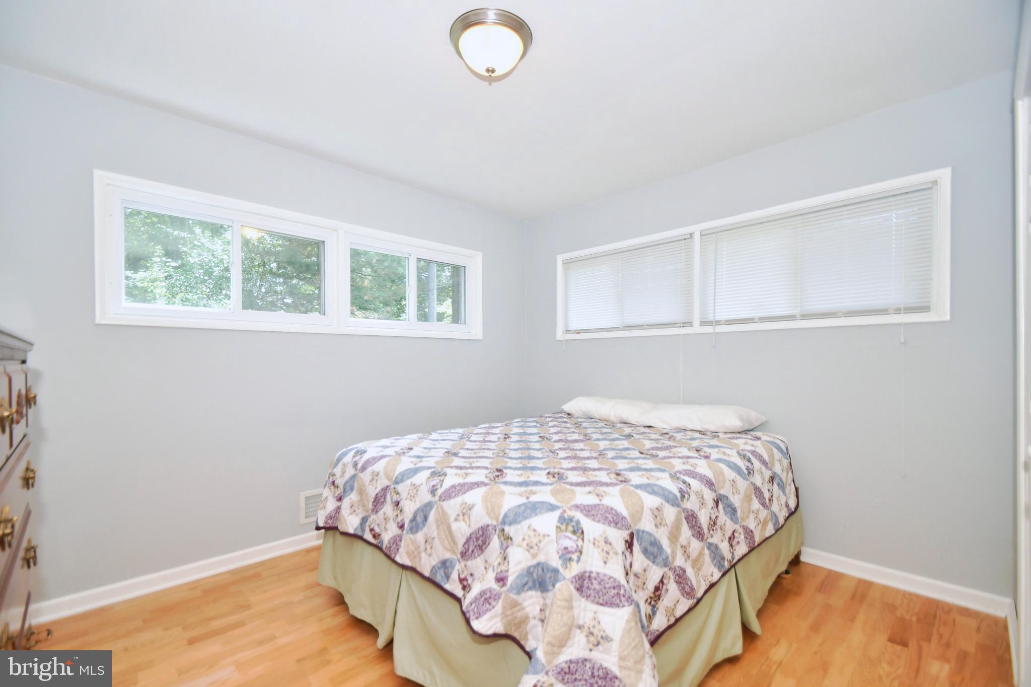 2467 Woodcroft Road Baltimore, MD 21234 - Photo 9 of 26 Gallery Image 9