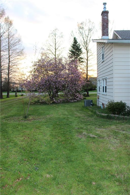 8241 Acton Road Indianapolis, IN 46259 - Photo 3 of 28 Gallery Image 3