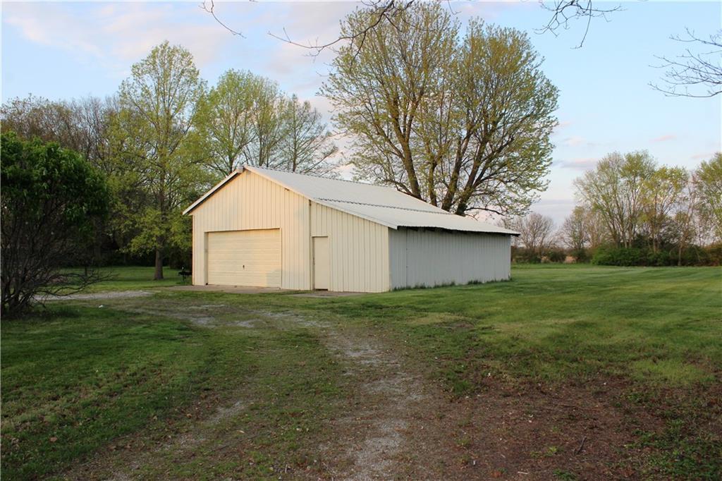8241 Acton Road Indianapolis, IN 46259 - Photo 5 of 28 Gallery Image 5