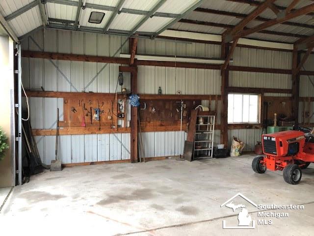 15092 South Telegraph Road Monroe, MI 48161 - Photo 4 of 28 31365121-3.JPG