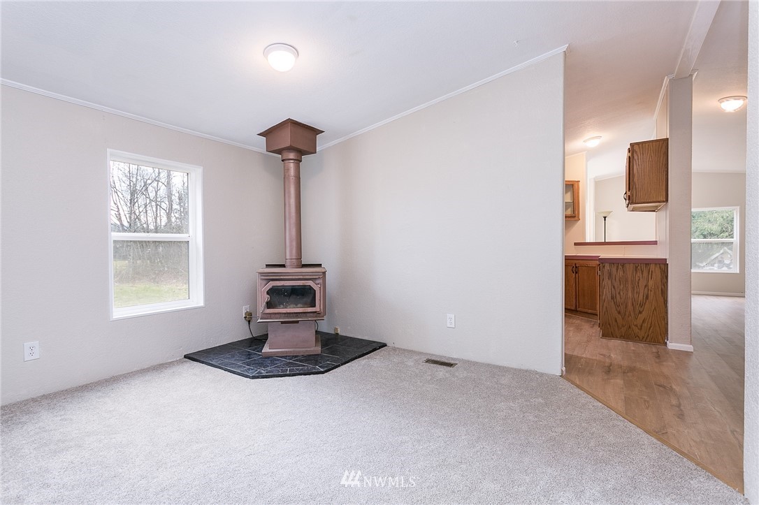 1381 East Axton Road Bellingham, WA 98226 - Photo 14 of 29 Gallery Image 14