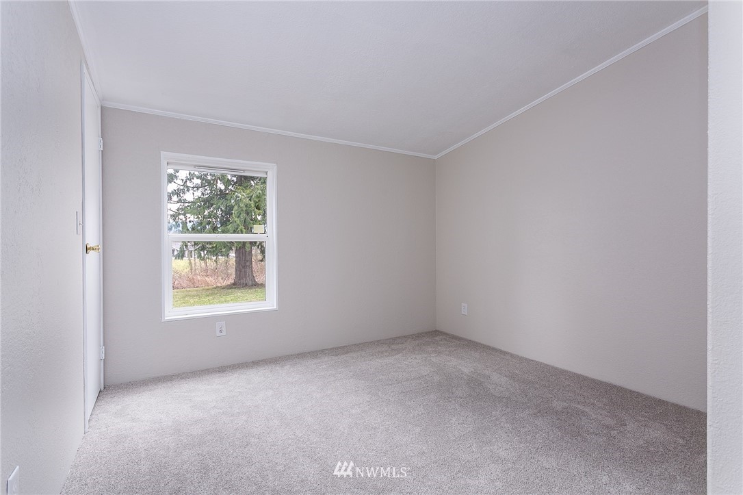 1381 East Axton Road Bellingham, WA 98226 - Photo 22 of 29 Gallery Image 22