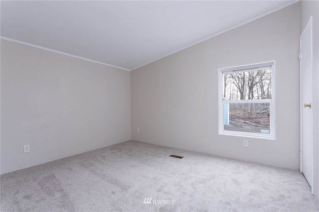 1381 East Axton Road Bellingham, WA 98226 - Photo 23 of 29 Gallery Image 23
