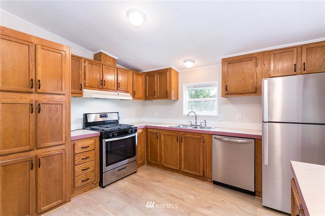 1381 East Axton Road Bellingham, WA 98226 - Photo 10 of 29 Gallery Image 10