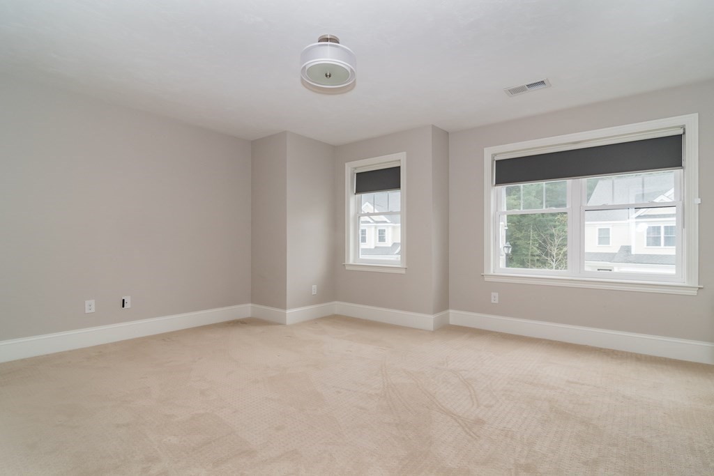 61 Oxbow Road, Unit 61 Framingham, MA 01701 - Photo 12 of 20