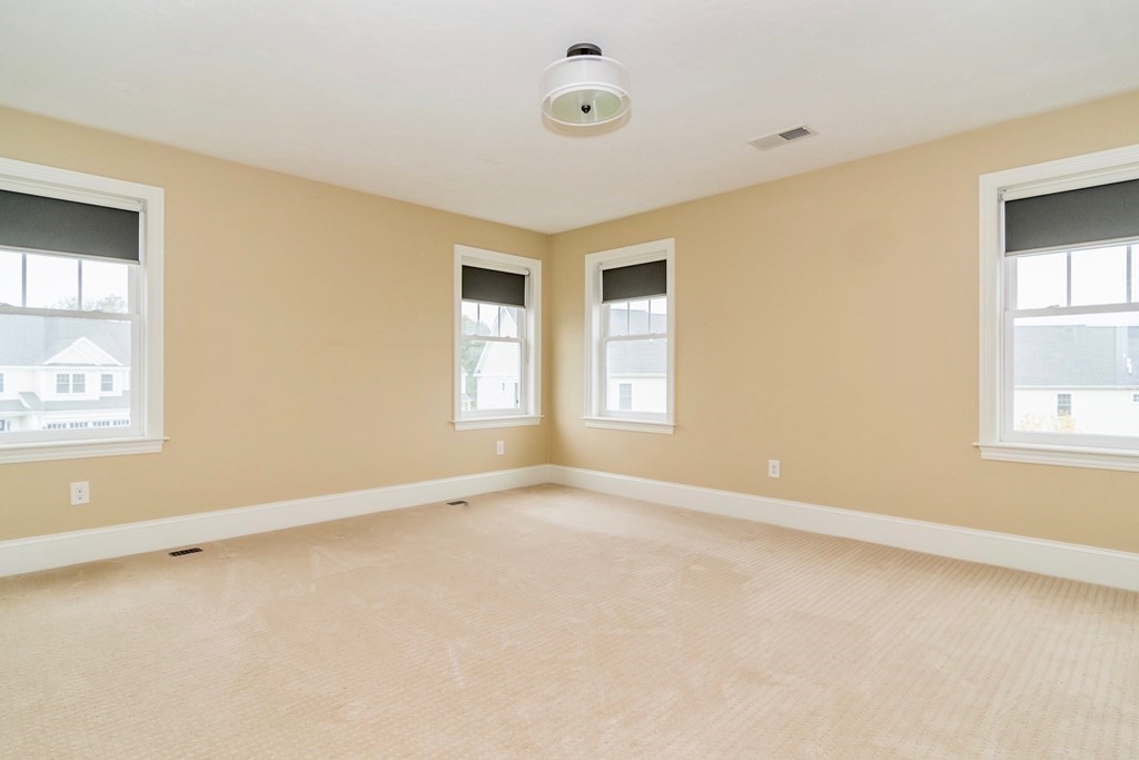 61 Oxbow Road, Unit 61 Framingham, MA 01701 - Photo 9 of 20