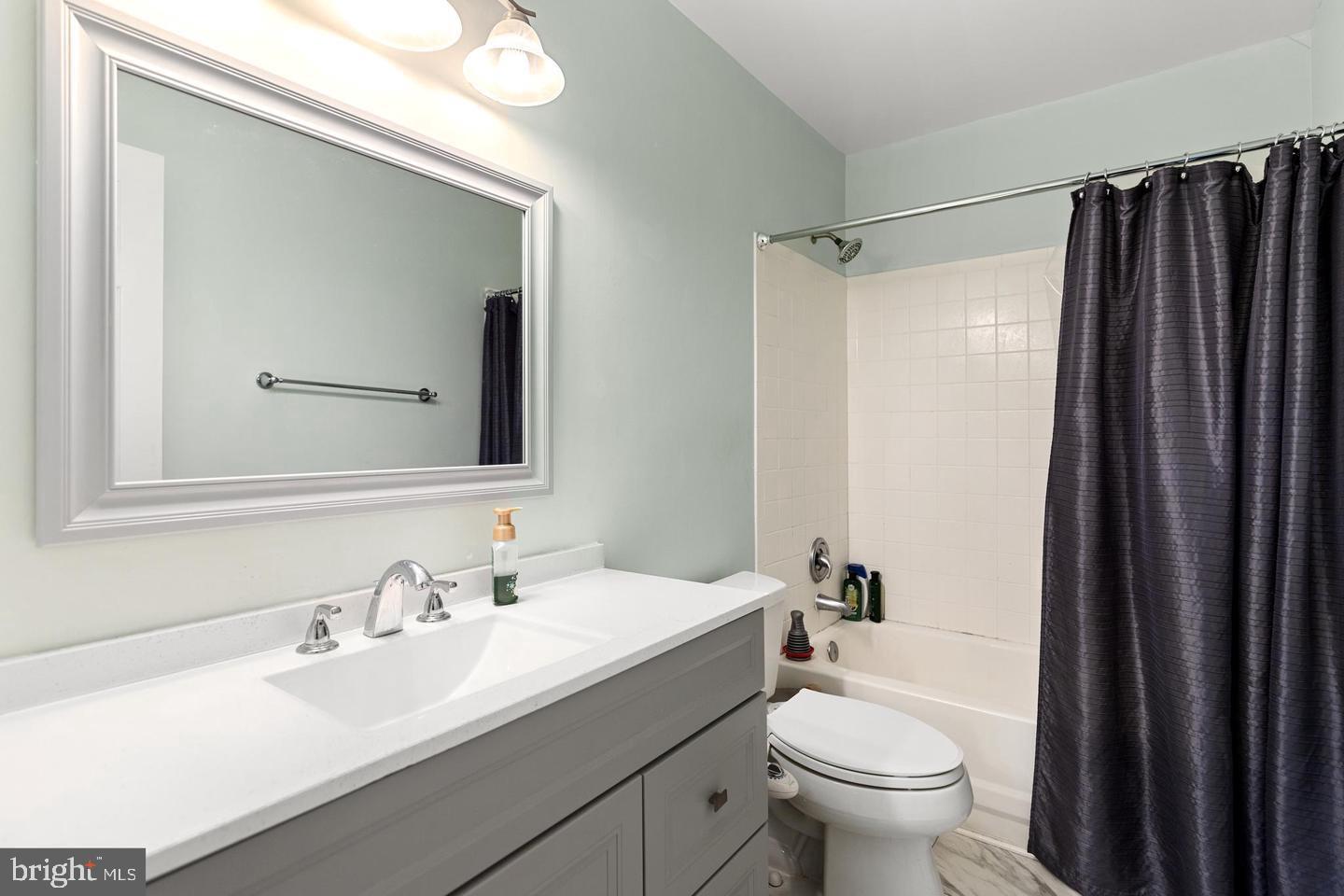 3939 Tallow Tree Place Fairfax, VA 22033 - Photo 10 of 45