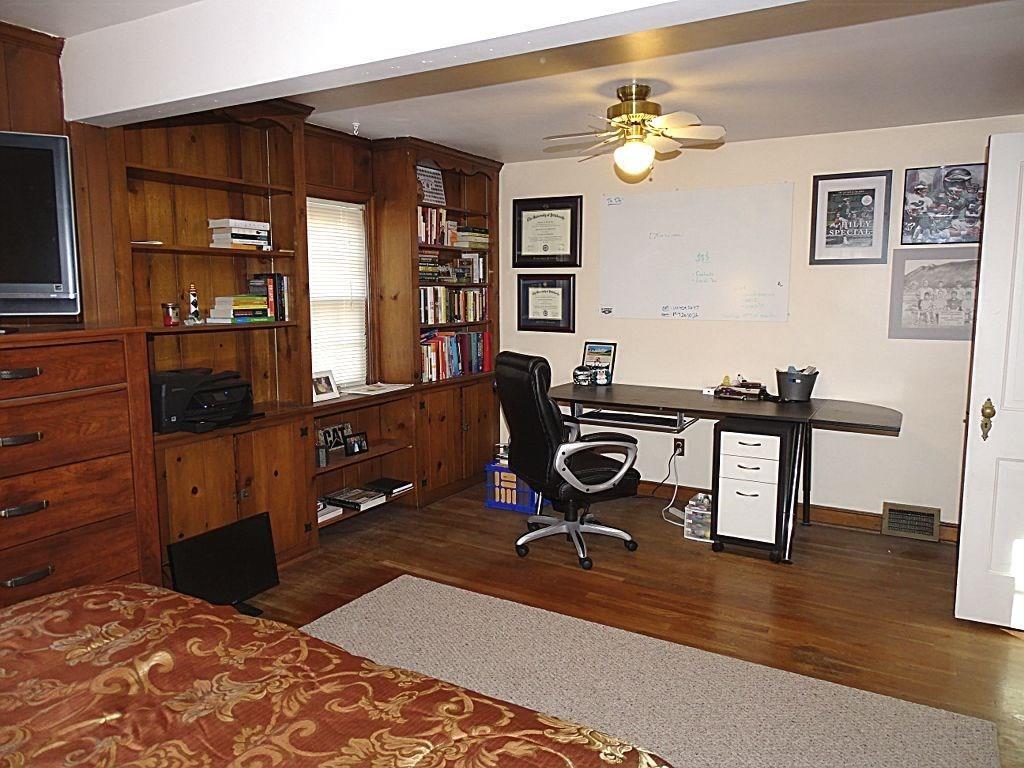 2374 Collins Road Pittsburgh, PA 15235 - Photo 20 of 25 Gallery Image 20