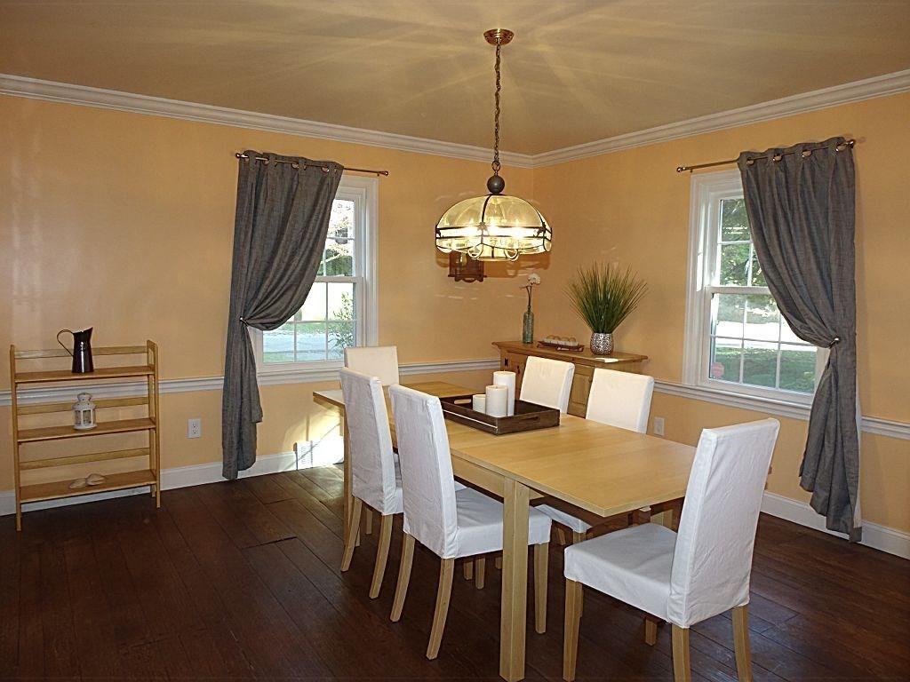 2374 Collins Road Pittsburgh, PA 15235 - Photo 4 of 25 Bright large dining room