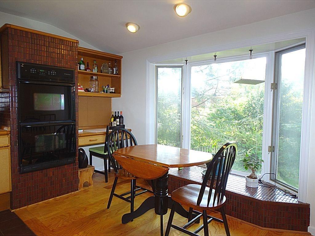 2374 Collins Road Pittsburgh, PA 15235 - Photo 10 of 25 Breakfast nook overlooking the backyard