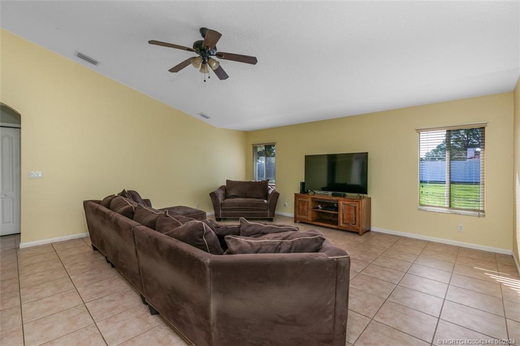3524 Southwest Macon Road Port St. Lucie, FL 34953 - Photo 11 of 31 Gallery Image 11