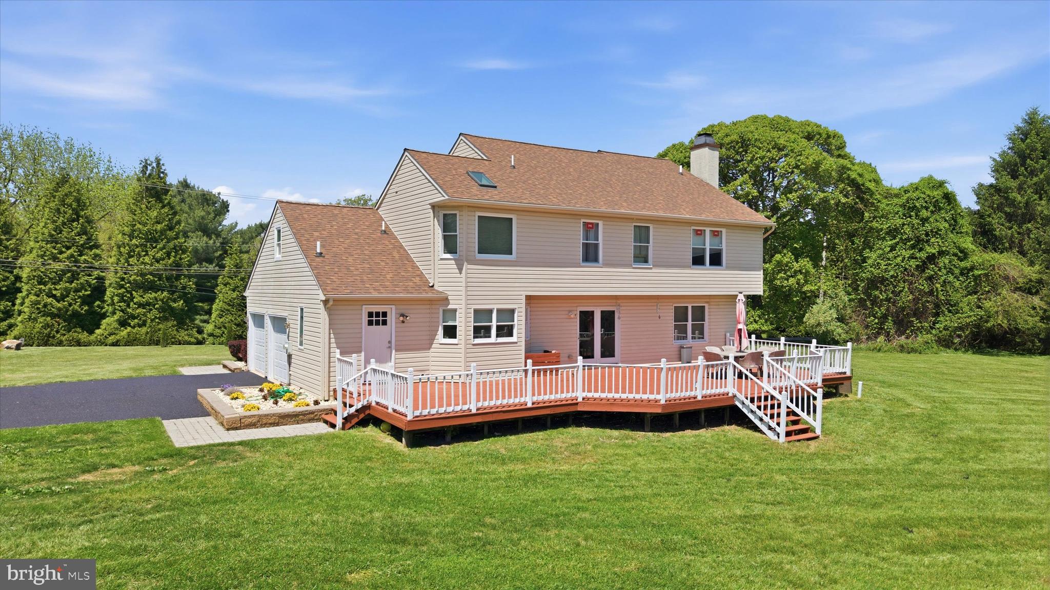 75 Auburn Road Avondale, PA 19311 - Photo 3 of 55