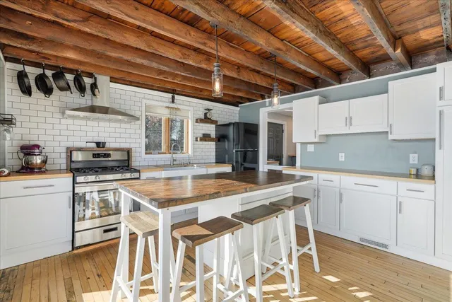 $189,900 | 701 Baker Street West, Amery, WI 54001