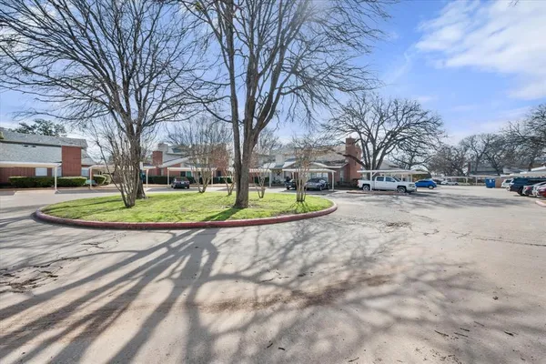 $150,000 | 1420 Meadowood Village Drive, Fort Worth, TX 76120