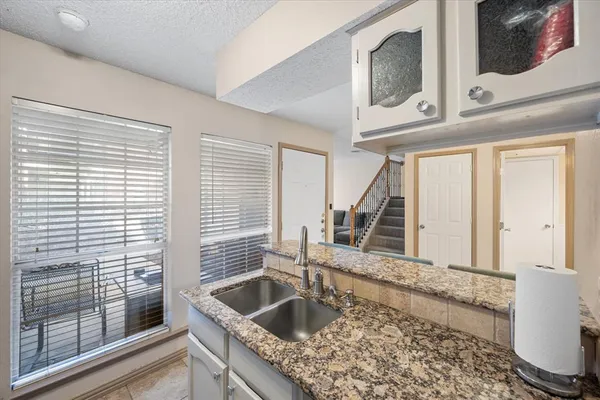 $150,000 | 1420 Meadowood Village Drive, Fort Worth, TX 76120