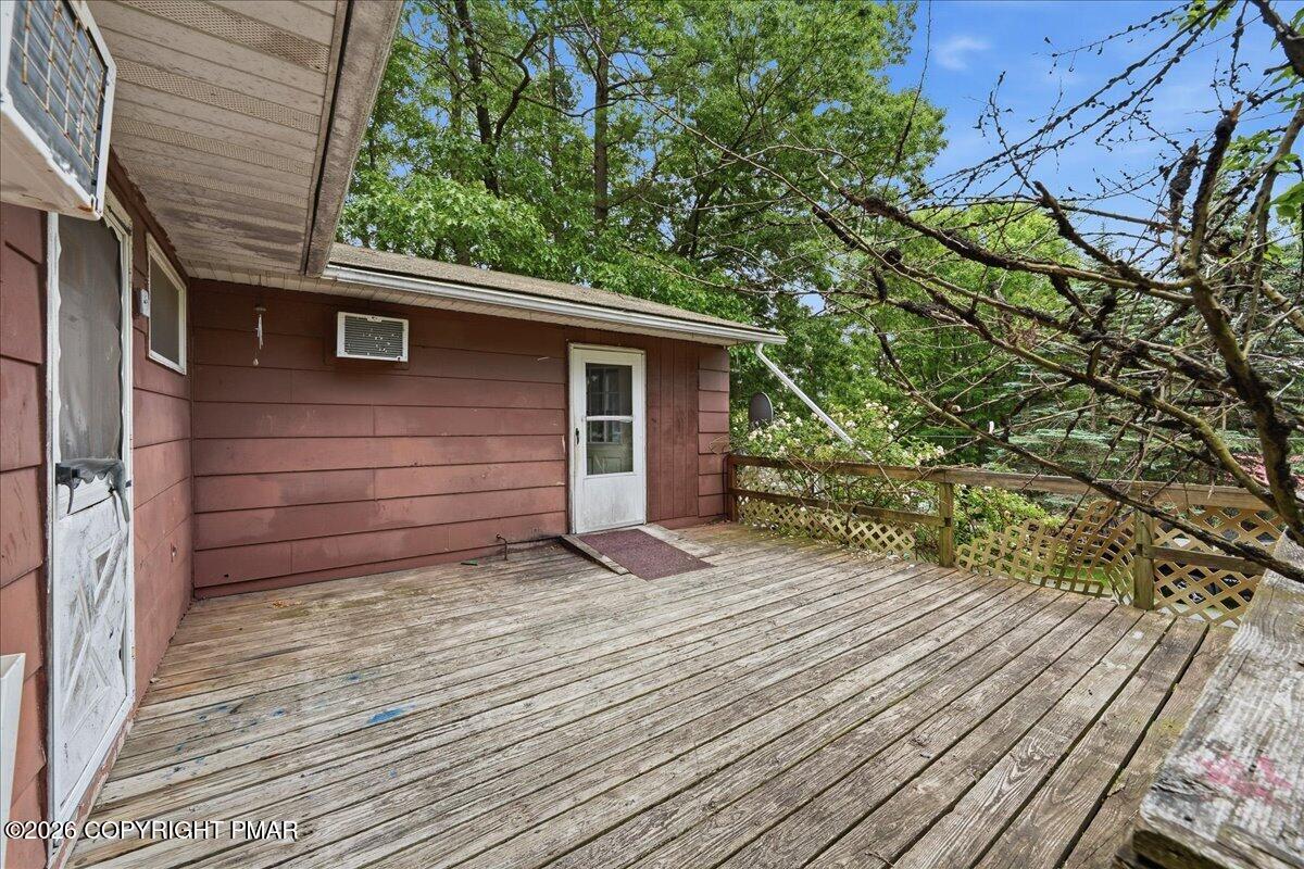 112 Purdytown Road Lakeville, PA 18438 - Photo 22 of 28 Deck