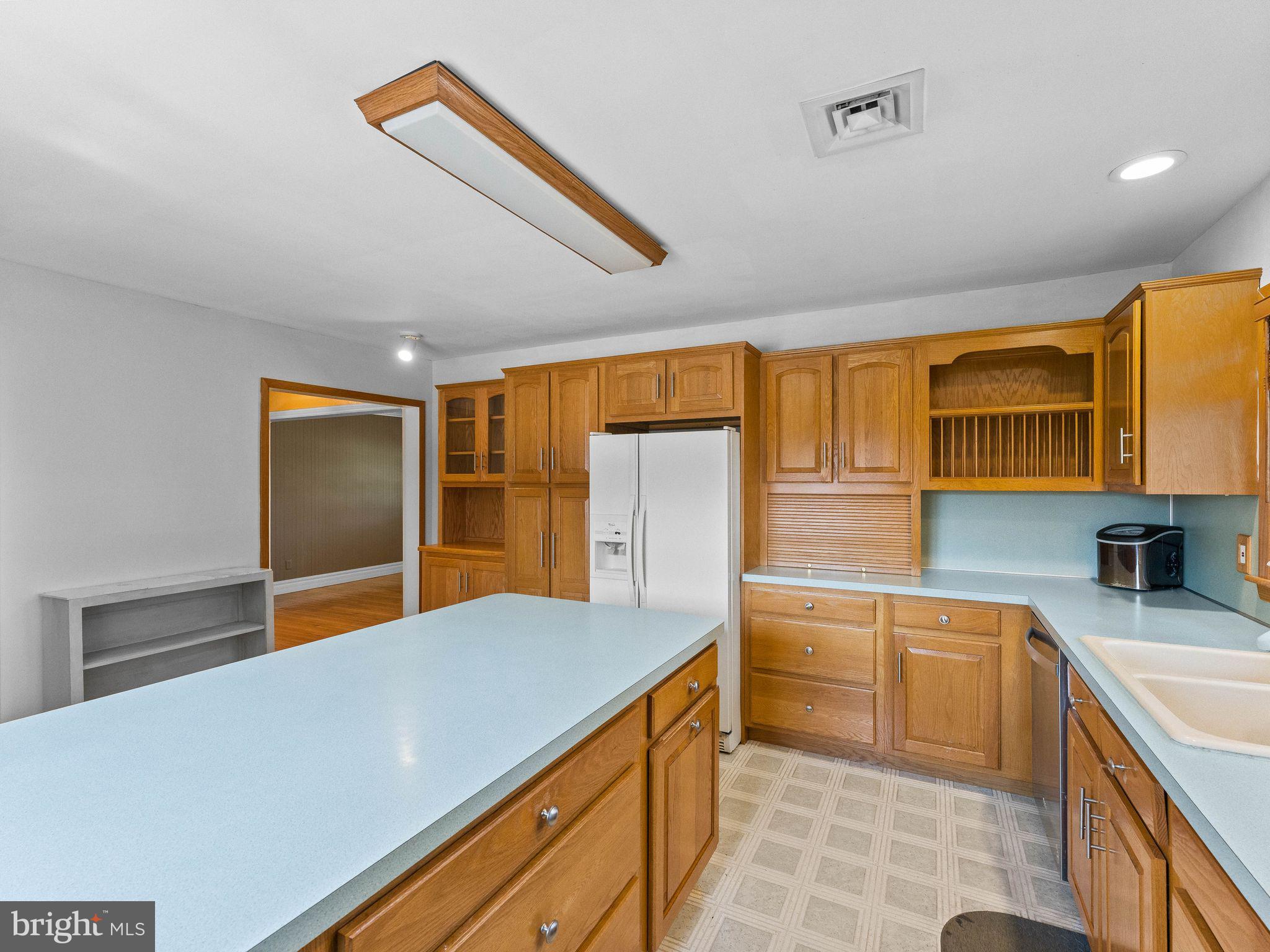 634 Union Road Vineland, NJ 08360 - Photo 10 of 35 Gallery Image 10