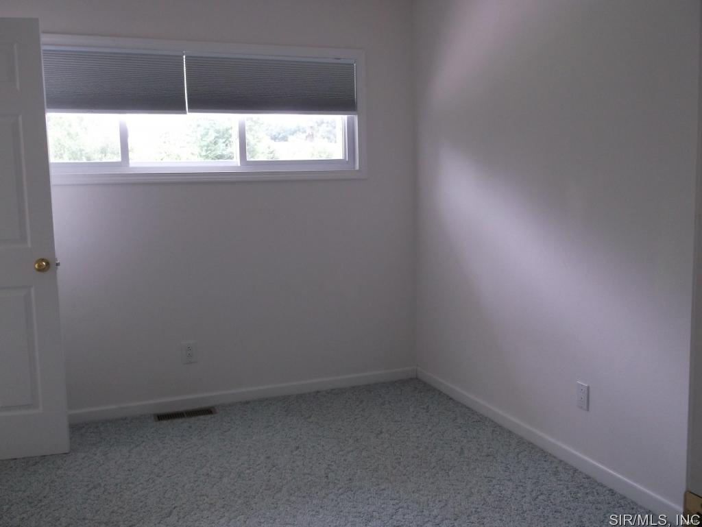 28516 McClusky Road Jerseyville, IL 62052 - Photo 16 of 27 Gallery Image 16