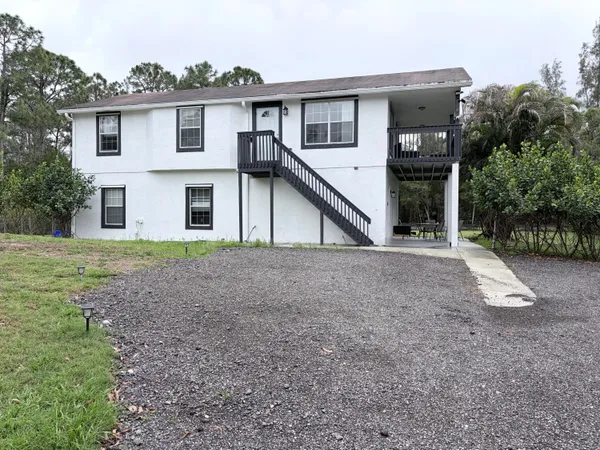 $2,700 | 11128 59th Street North, The Acreage, FL 33411