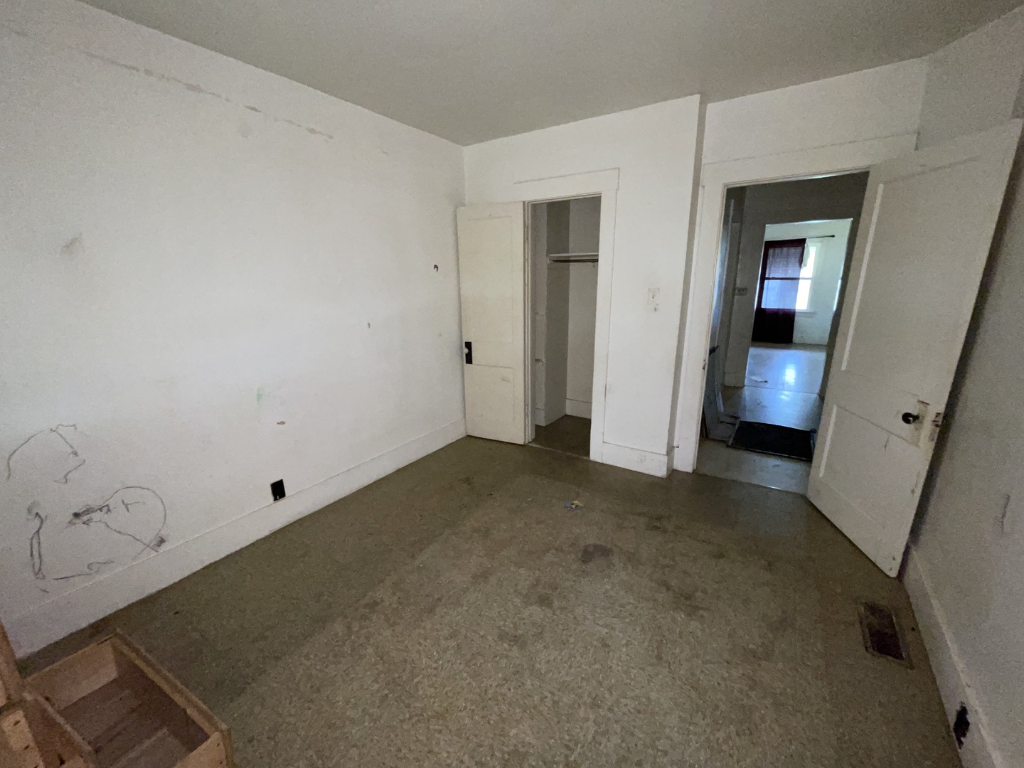 552 West Center Street Decatur, IL 62526 - Photo 22 of 26 a view of an empty room