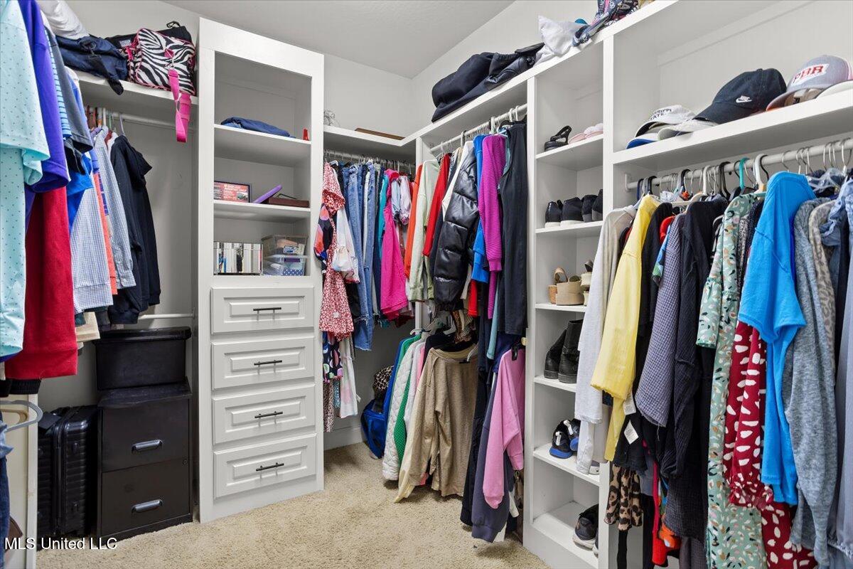 113 Shadow Ridge Road Hattiesburg, MS 39402 - Photo 13 of 27 Walk in Closet
