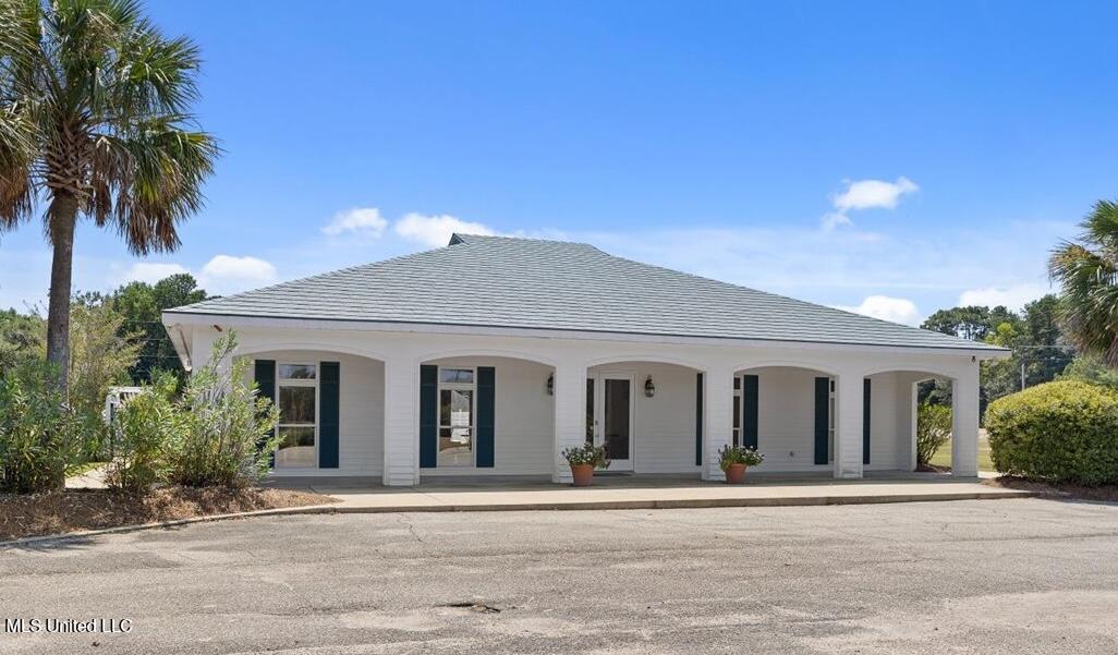 113 Shadow Ridge Road Hattiesburg, MS 39402 - Photo 24 of 27 Club House