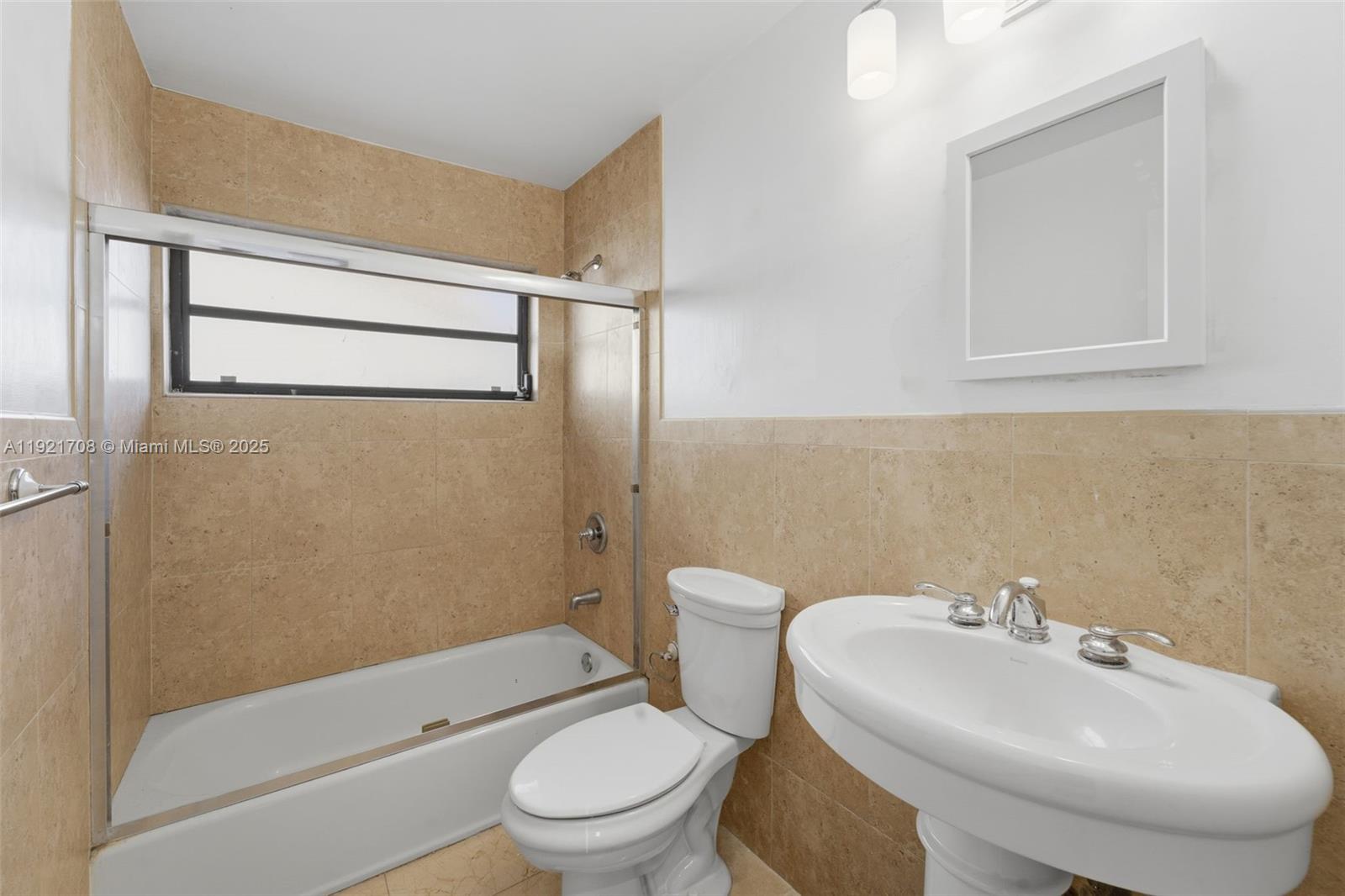 6919 Southwest 155th Avenue Miami, FL 33193 - Photo 20 of 37