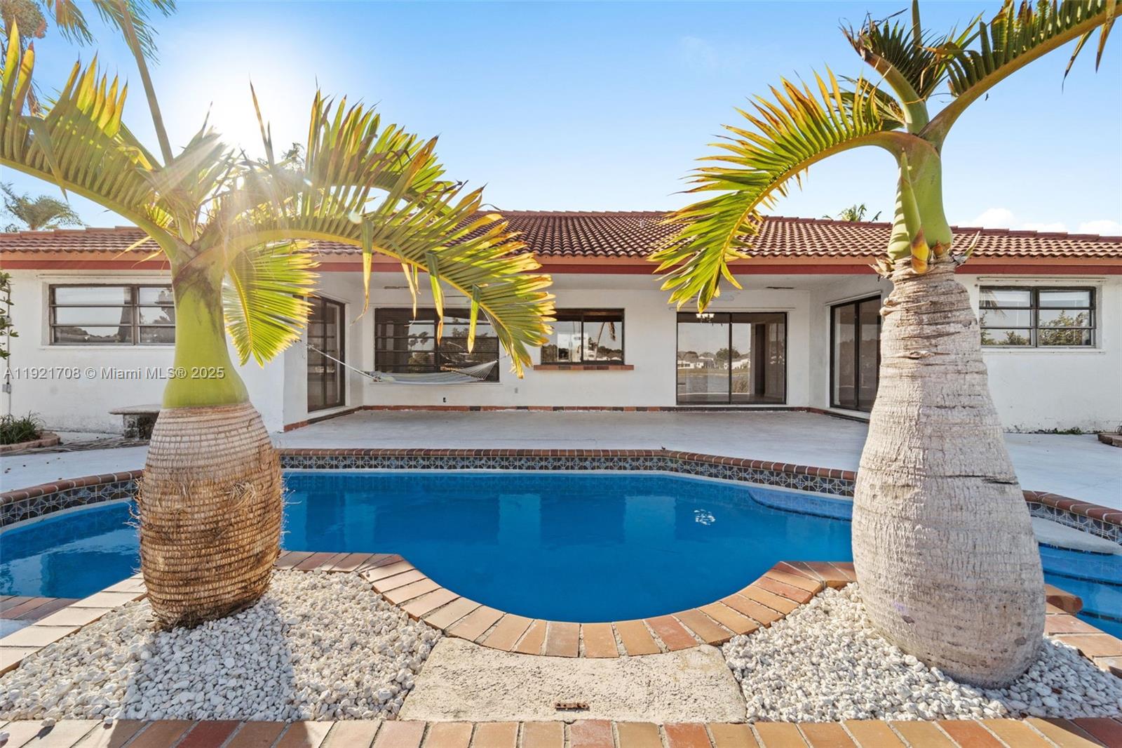 6919 Southwest 155th Avenue Miami, FL 33193 - Photo 28 of 37