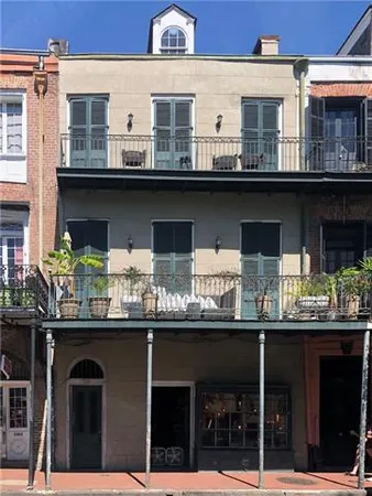$1,800 | 1305 Decatur Street, Unit 3, New Orleans, LA 70116
