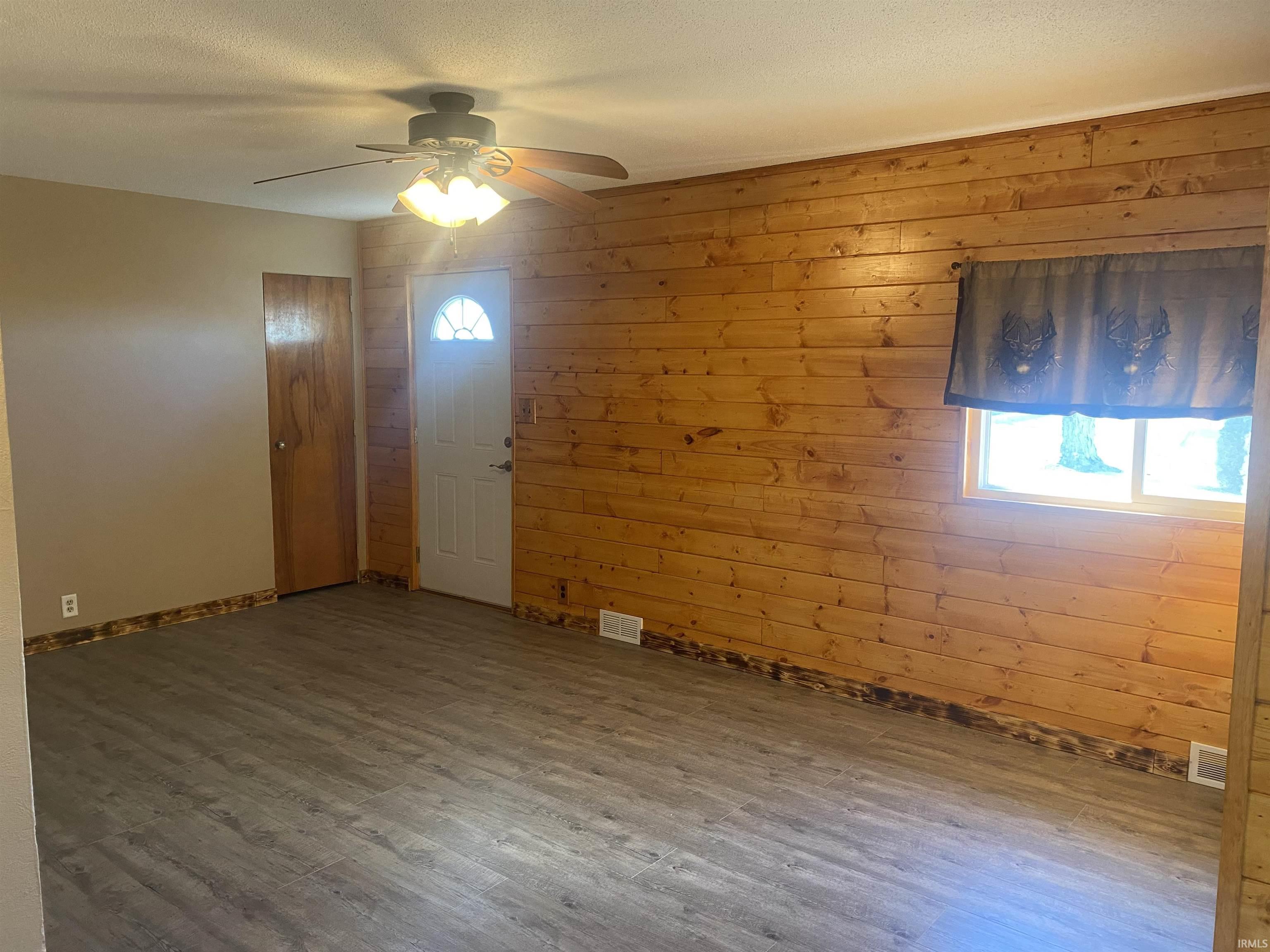 484 West Olson Road Rochester, IN 46975 - Photo 17 of 31