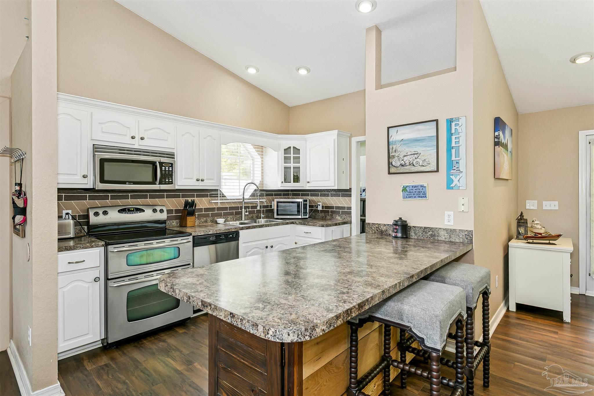 4446 Youpon Road Pensacola, FL 32526 - Photo 11 of 26