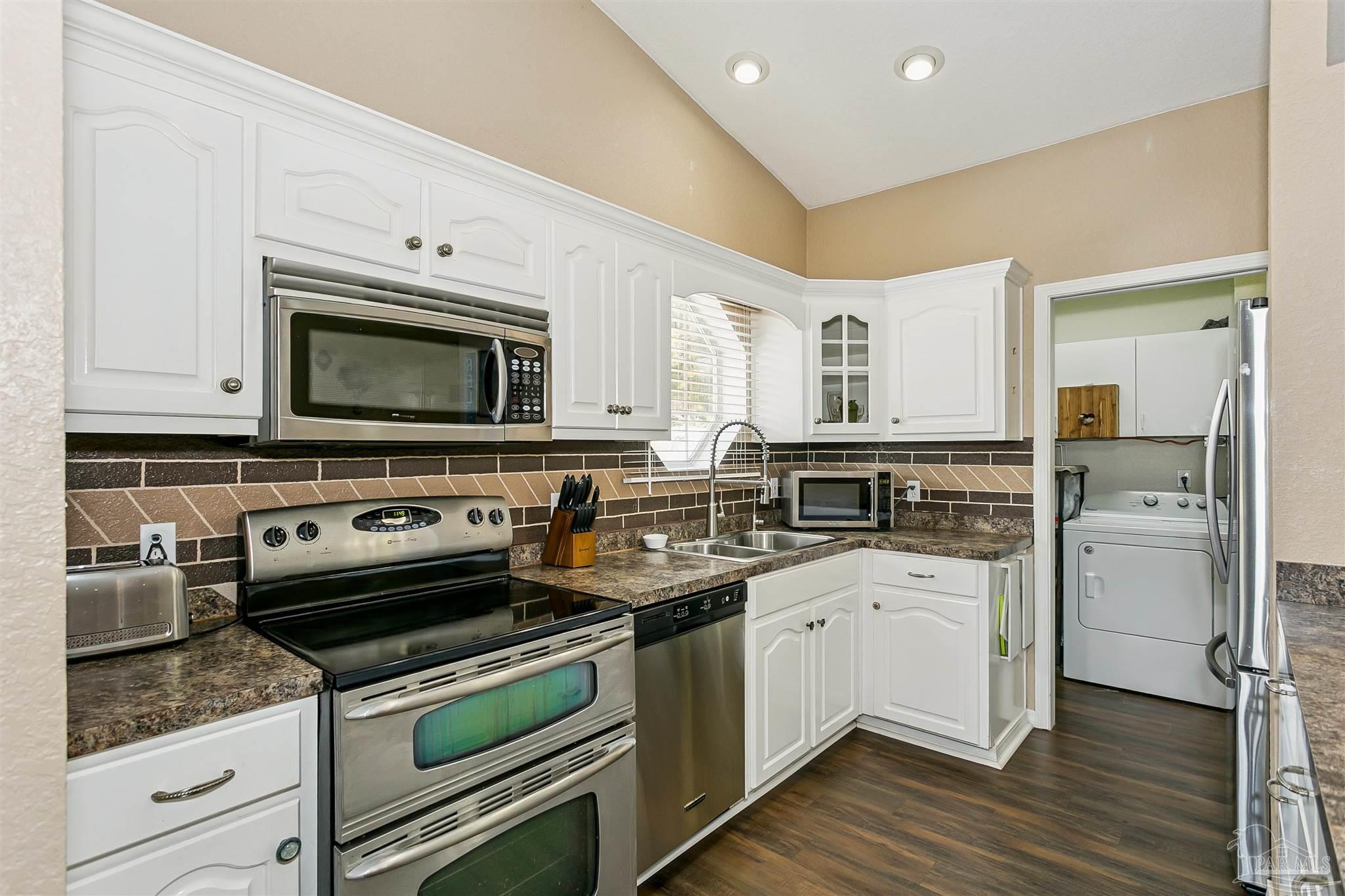 4446 Youpon Road Pensacola, FL 32526 - Photo 12 of 26